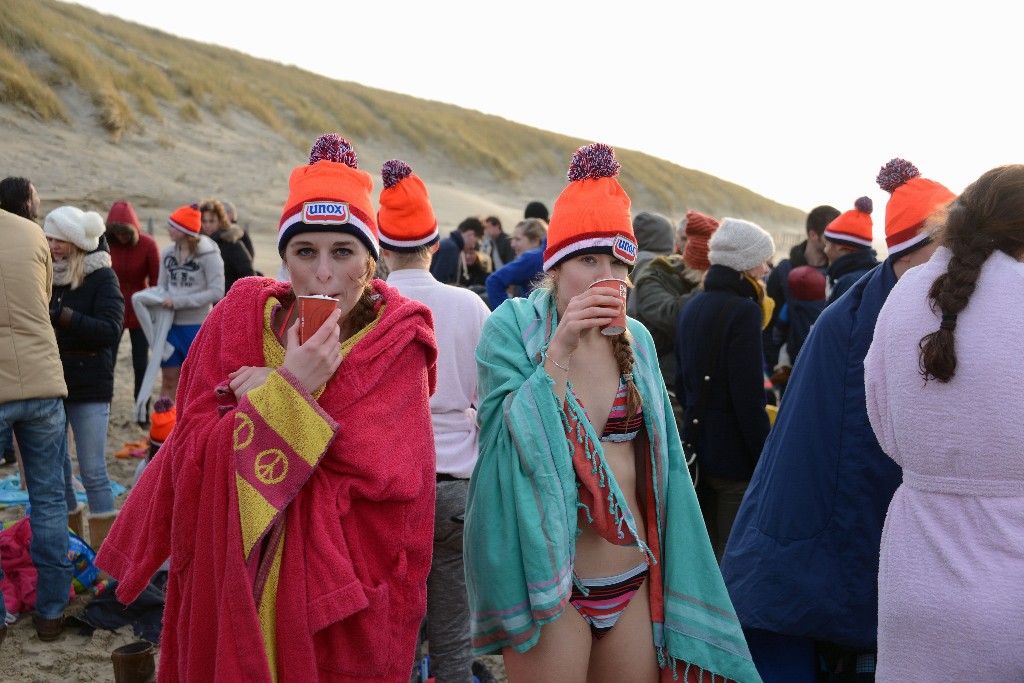 ../Images/Nieuwjaarsduik Nederzandt 2015 143.jpg
